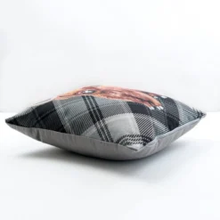 Dunelm Highland Cow Tapestry Cushion 6 Dunelm Highland Cow Tapestry Cushion -Elegant Home 1000164785 alt02