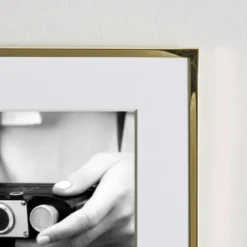 Dunelm Skinny Gold Edge Frame 8" X 10" (20cm X 25cm) -Elegant Home 1000167840 alt02