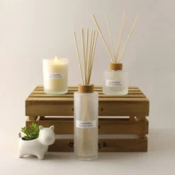 Dunelm Natural Chamomile Soy Wax Blend Candle Diffuser Set -Elegant Home 1000183225 alt01