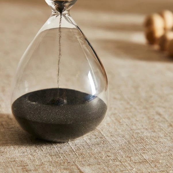 The Edited Life Black 15 Minute Sand Timer 2 The Edited Life Black 15 Minute Sand Timer - Image 2