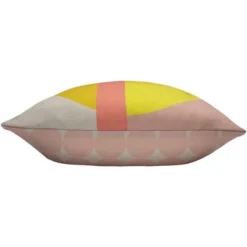 Dunelm Halo Multicoloured Cushion -Elegant Home 1000186318 alt02