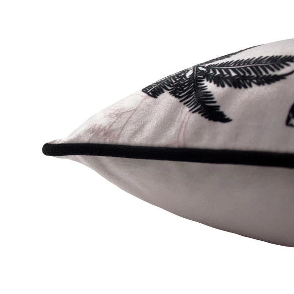 Dunelm Tropica Cheetah Cushion Blush 5 Dunelm Tropica Cheetah Cushion Blush - Image 5