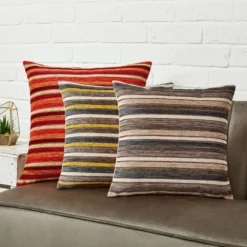 Dunelm Large Chenille Blenheim Cushion Cover -Elegant Home 30169220 alt05