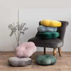 Dunelm Flower Velvet Cushion -Elegant Home 30727177 alt05