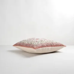 Dunelm Tapestry Oriental Pink Cushion -Elegant Home 30752044 alt04