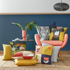 Dunelm Dog Printed Cushion -Elegant Home 30766429 alt09