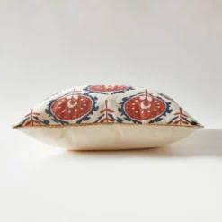 Dunelm Luxe Traveller Suman Cushion -Elegant Home 30767371 alt02