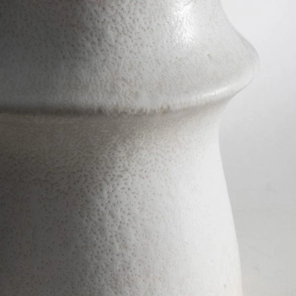 Cedar & Sage Ladding Vase White 2 Cedar & Sage Ladding Vase White - Image 2