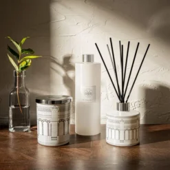 Natural History Museum The Museum By Day 200ml Diffuser -Elegant Home 30781810 alt04