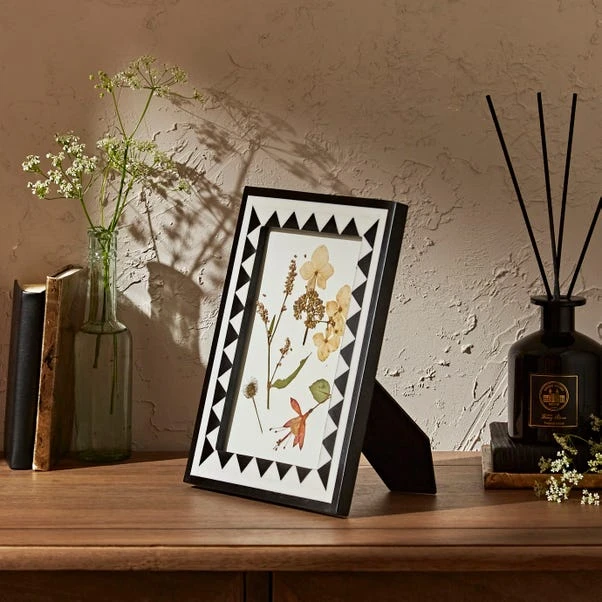 Natural History Museum Mosaic Inlay Photo Frame 7” X 5” (18cm X 13cm) 2 Natural History Museum Mosaic Inlay Photo Frame 7” X 5” (18cm X 13cm) - Image 2