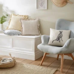 Dunelm Churchgate Printed Dog Cushion Cover -Elegant Home 30796408 alt06