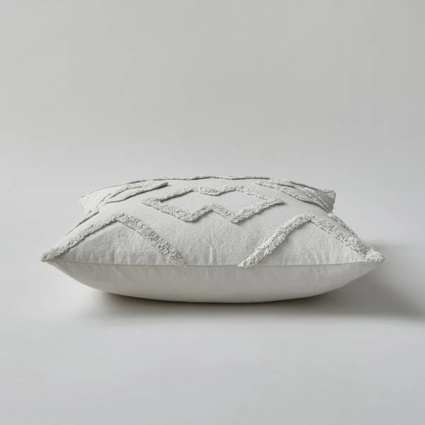 Dunelm Tufted Cushion Cover 5 Dunelm Tufted Cushion Cover - Image 5