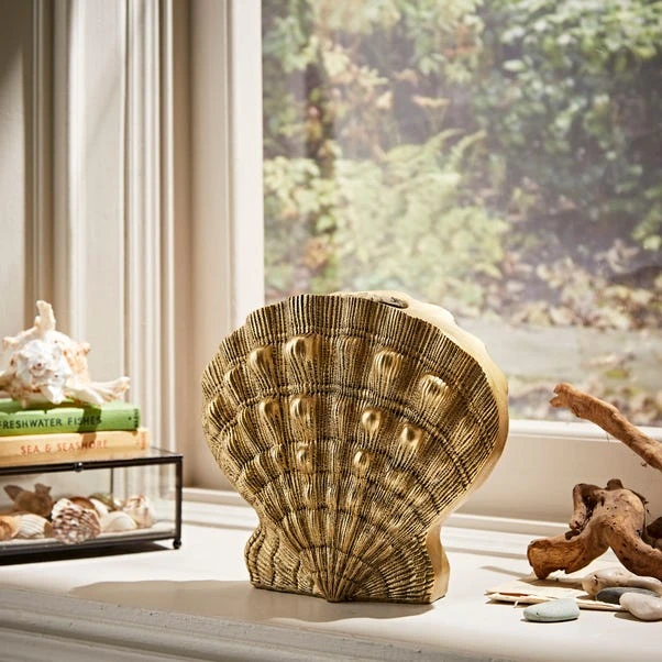 Natural History Museum Resin Shell Vase 2 Natural History Museum Resin Shell Vase - Image 2